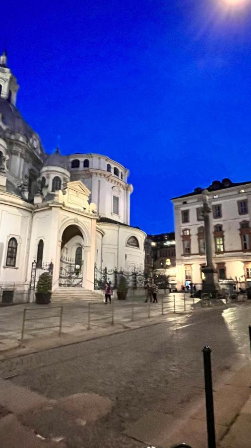 Al Bicerin Apartment, In Historical Center Of Turin Exterior photo